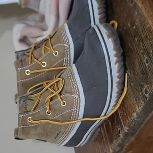 Eddie bauer women's duck boots